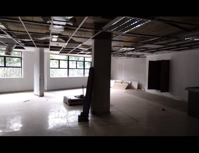 120M² OFFICE TO LET IN RIVERHORSE VALLEY